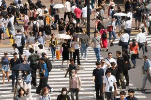 埃梅里是第5位带队主场15连胜的英超主帅，此前4位都夺得了冠军